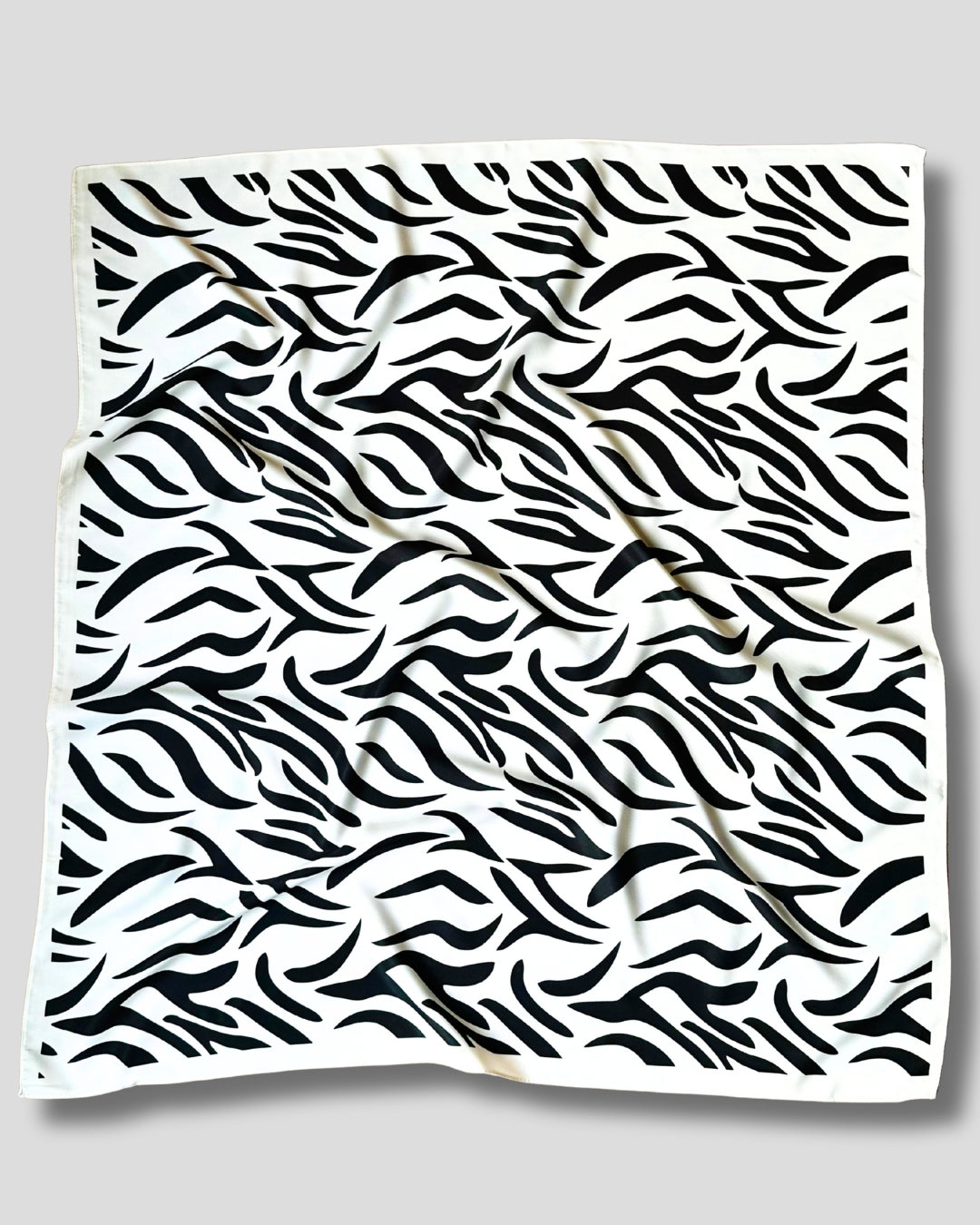 LARGE SQUARE ZEBRA SCARF | WHITE, BLACK | 90X90 CM